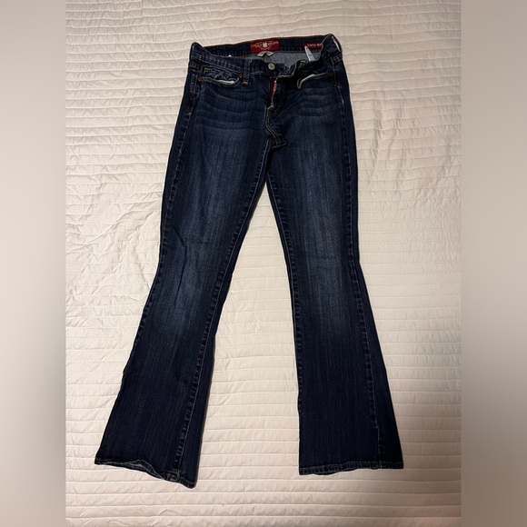 ❗️❗️SOLD❗️❗️Lucky brand jeans size 4/27, inseam is 30in - Picture 8 of 10